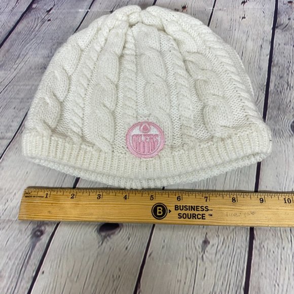 Edmonton Oilers Beanie Women Winter Hat Cap Toque White Cable Knit NHL Hockey - Picture 9 of 9